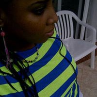 Simone Thomas Photo 30