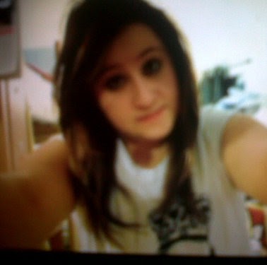 Leah Cooper Photo 53