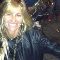 Laura Gavin Photo 25