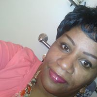 Lisa Whitfield Photo 29