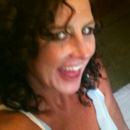 Melissa Adams Photo 24
