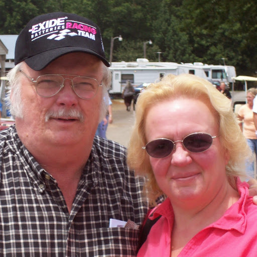 Debbie Lancaster Photo 17