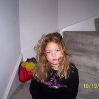 Helen Myers Photo 28