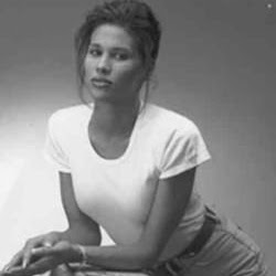 Karen Jarrett Photo 28