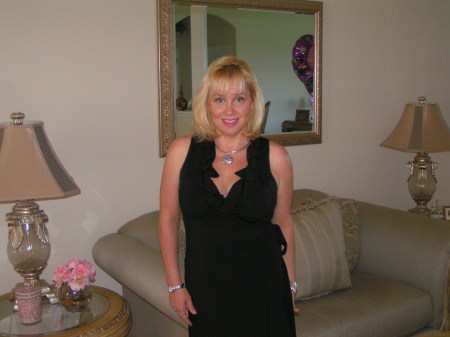 Suzanne Allen Photo 13