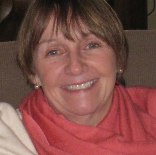 Julia Johnston Photo 29