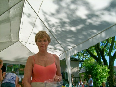 Debbie Best Photo 7