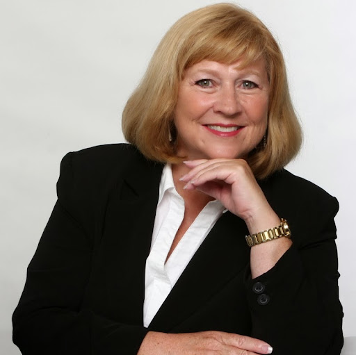 Donna Breen Photo 36