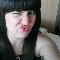 Helena Rowe Photo 7