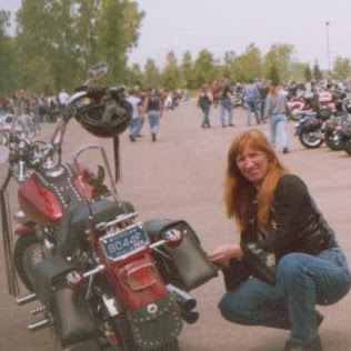 Kim Vasquez Photo 11