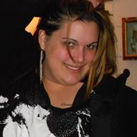 Jennifer Hays Photo 25