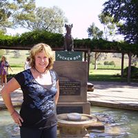 Suzanne Benson Photo 35