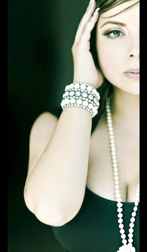 Sandy Martinez Photo 32