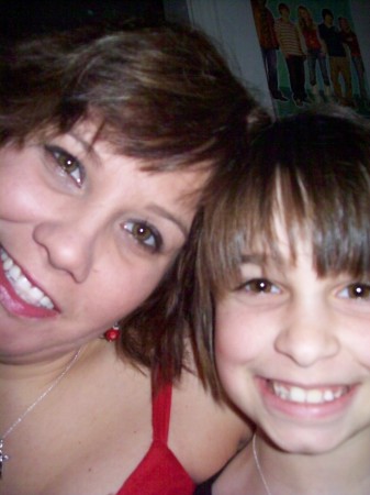 Jennifer Julian Photo 3