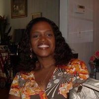 Monica Singleton Photo 6