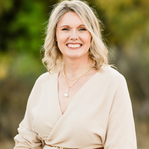 Robyn Scott Photo 19