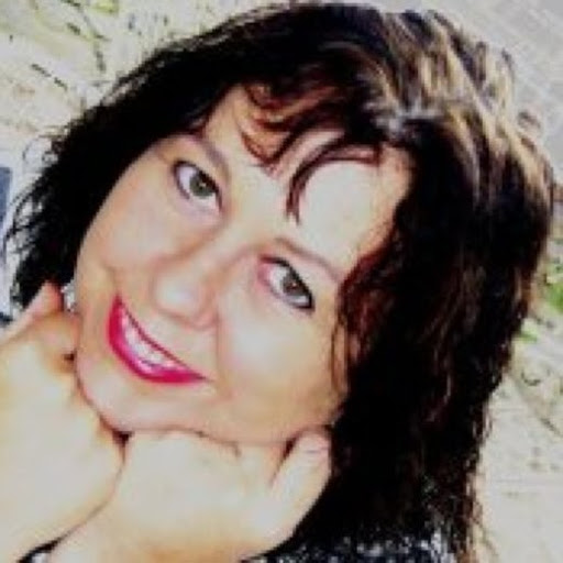 Elizabeth Marx Photo 15