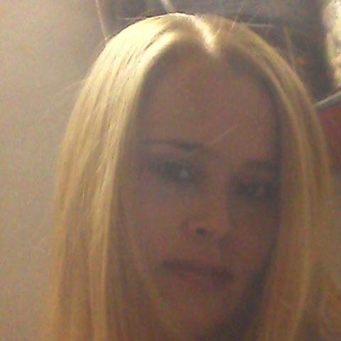 Elizabeth Varela Photo 35
