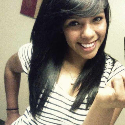 Priscilla Vega Photo 9