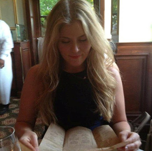 Kristina Bell Photo 36