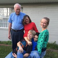 Linda Holley Photo 38