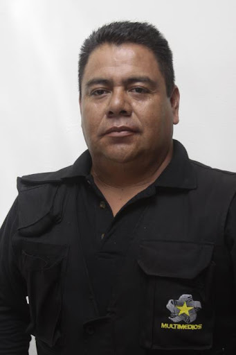 Alberto Gonzalez Photo 25