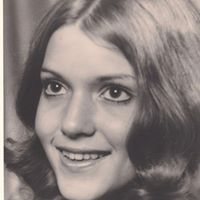 Shelly Ray Photo 13