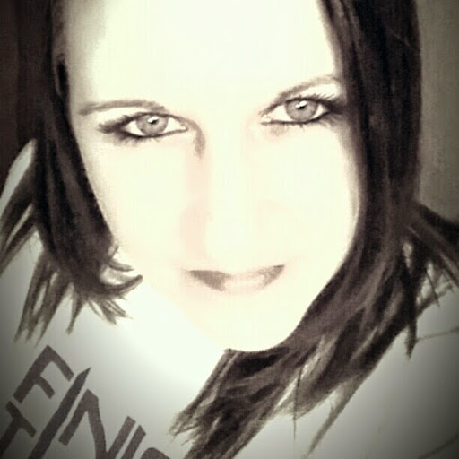 Renee Johnson Photo 22