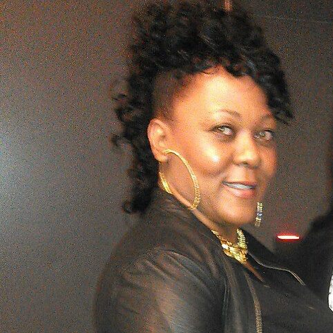 Theresa Harrell Photo 30