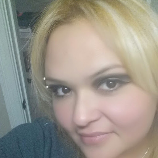 Minerva Santos Photo 32
