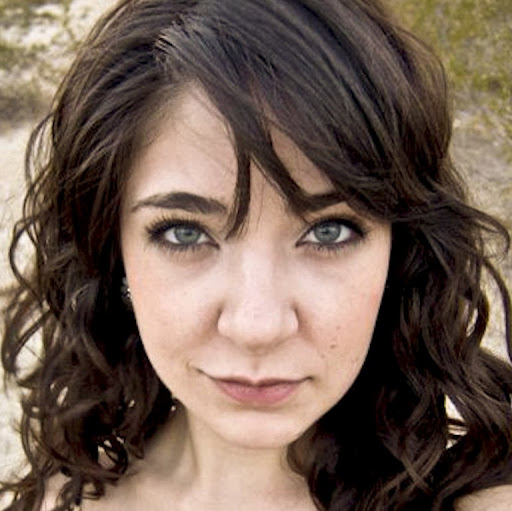 Sara King Photo 33
