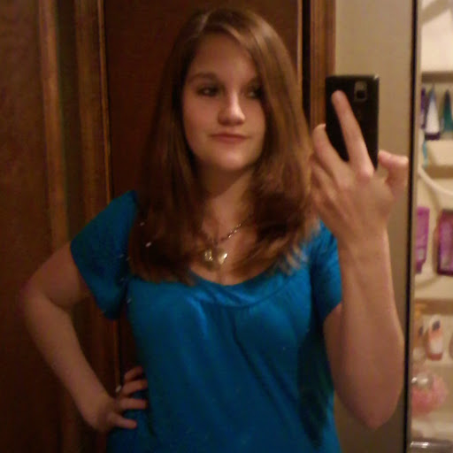 Brittney Hendrix Photo 19