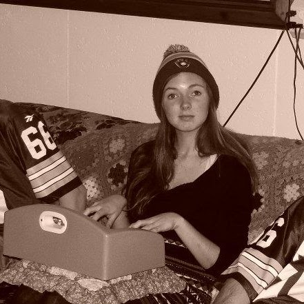 Danielle Lynch Photo 28