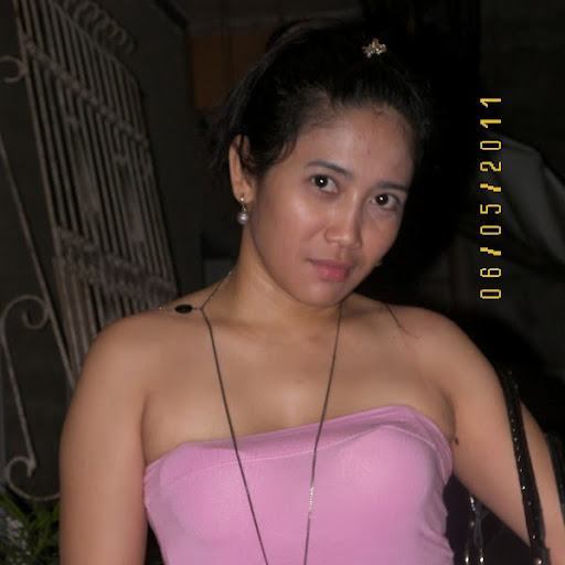 Cheryl Reyes Photo 40