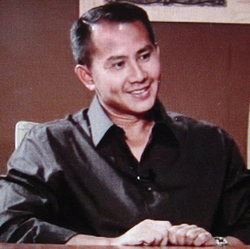 Michael Diep Photo 12