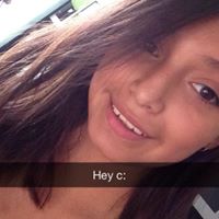 Claudia Ruiz Photo 26