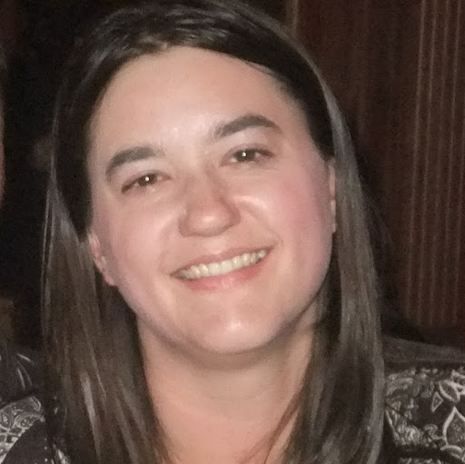 Angie Larson Photo 36