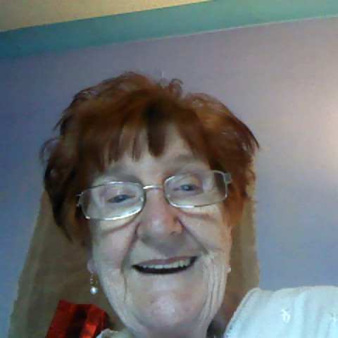 Elizabeth Brent Photo 18