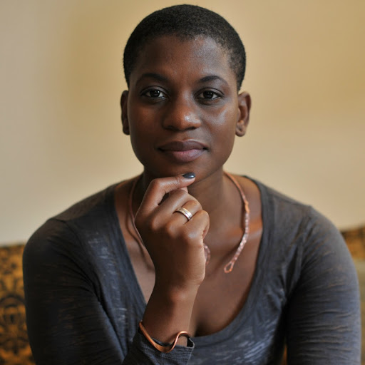 Tanika Williams Photo 22