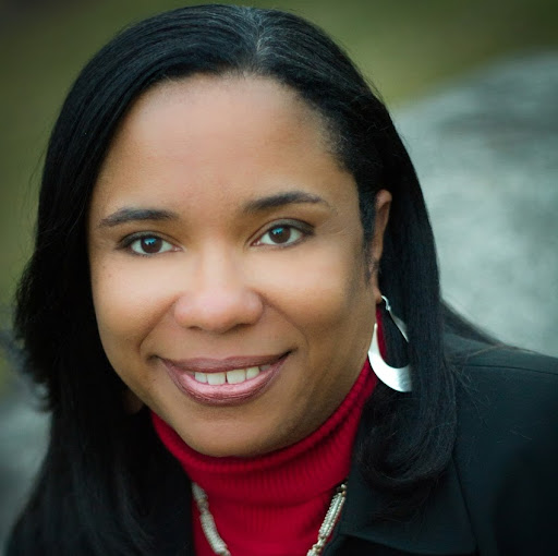 Traci Ellis Photo 26