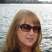 Lynda Bailey Photo 27