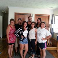 Victoria Valdivia Photo 7