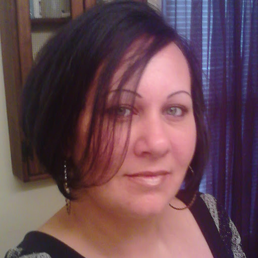 Amanda Guthrie Photo 29