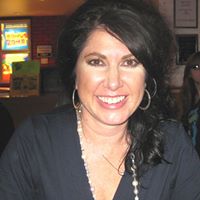 Laura Allan Photo 32