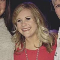 Jennifer Abernathy Photo 5