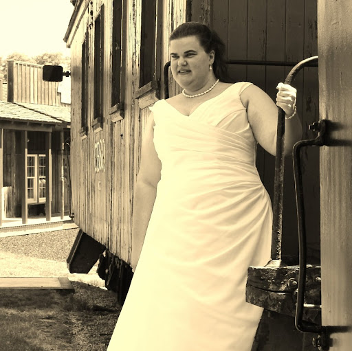 Sarah Strickland Photo 11