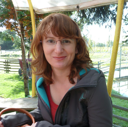 Heather Robertson Photo 29