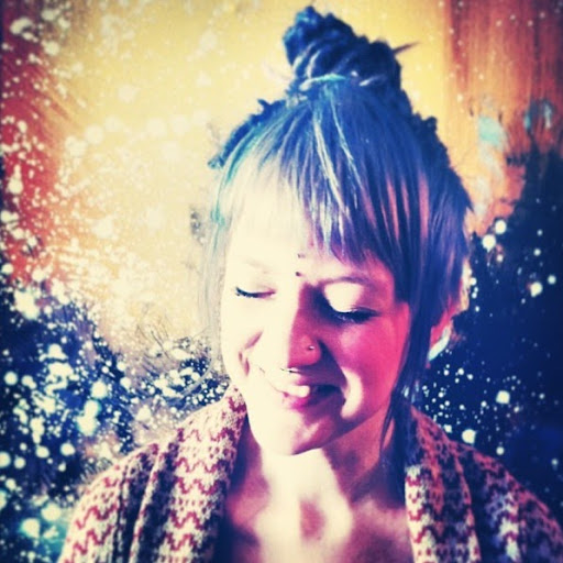 Katelyn May Photo 10