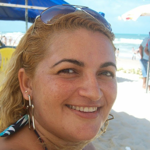Anne Garcia Photo 35