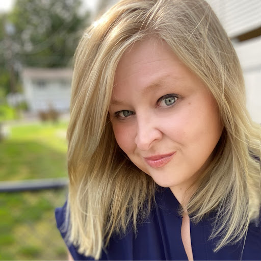Sarah Cole Photo 34